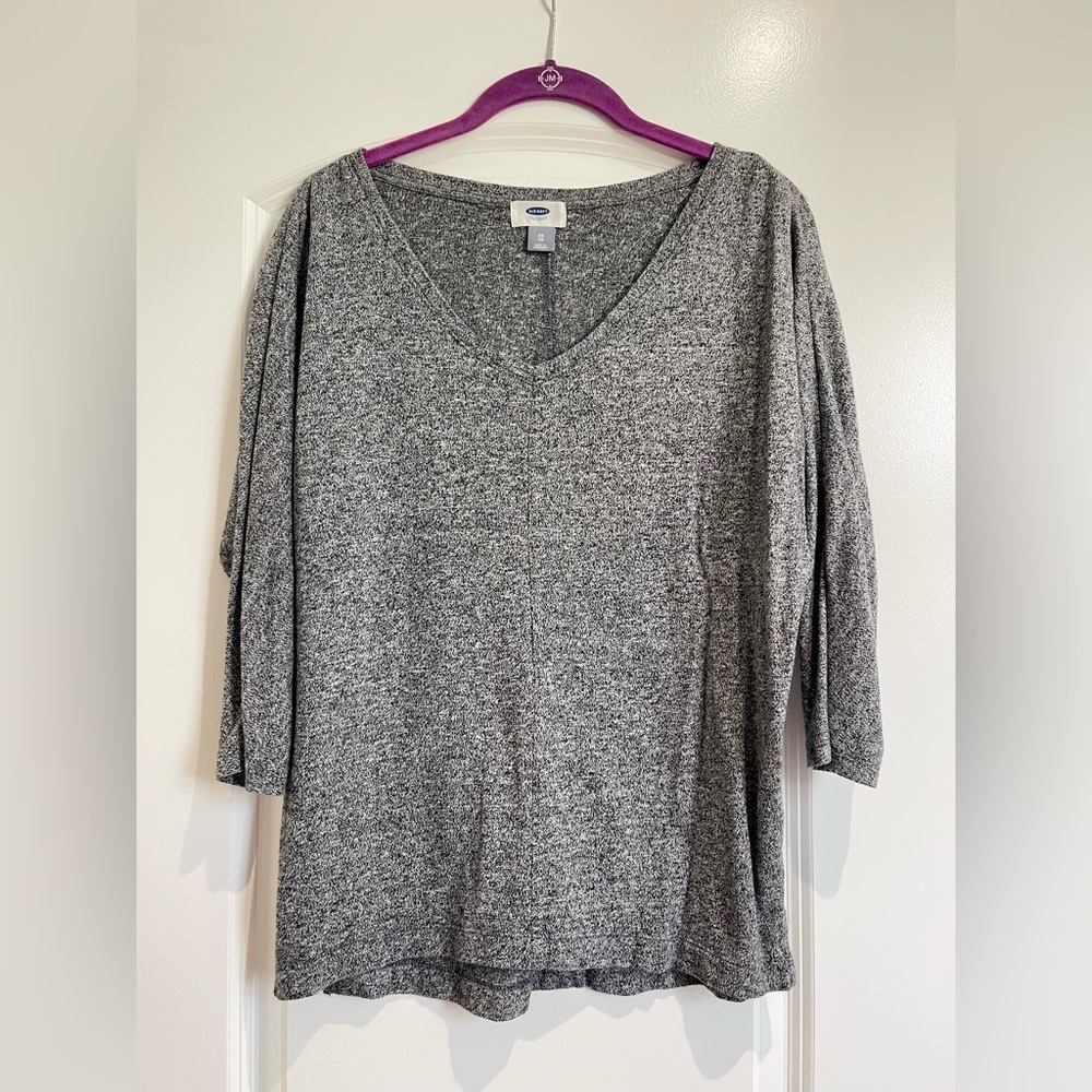Old Navy | Gray | V-Neck Shirt | Size XS